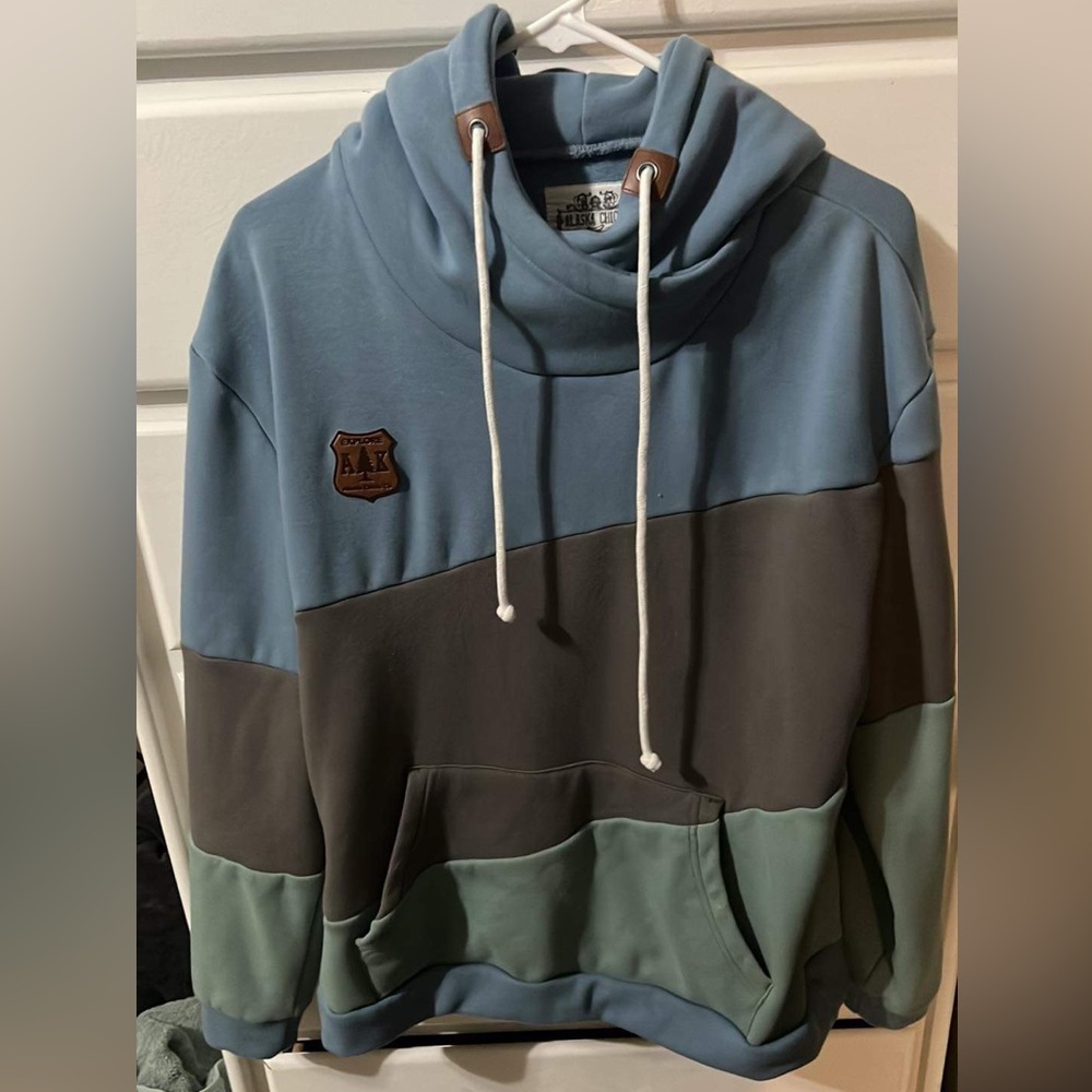 alaska chicks color block hoodie